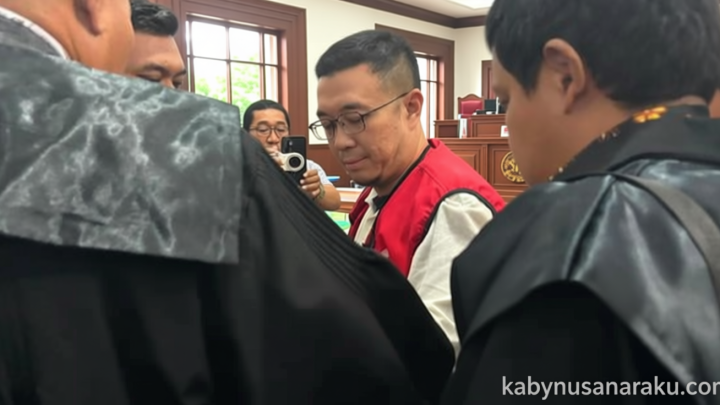 Solving Problems: Samuel, Terdakwa Kasus Pengusiran Nenek Elina di Surabaya Dituntut 4 Tahun Bui