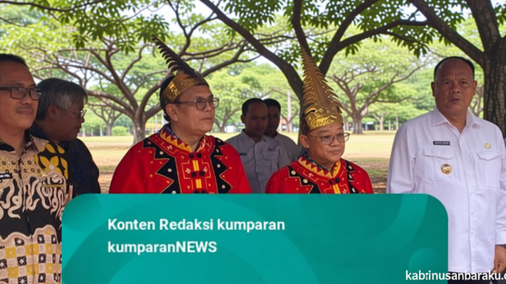 Latest Program: Abdul Mu’ti Tinjau SD di Nias Utara, Disambut Nyanyian dan Baju Adat Nias