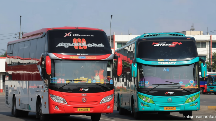 Dua Bus Ugal-ugalan Hingga Saling Serempet di Nganjuk – Polisi Periksa Sopir