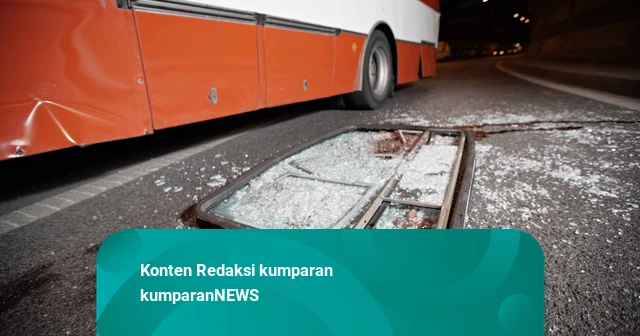 Dua Bus Tabrakan lalu Terbakar di Suriah, 35 Orang Tewas