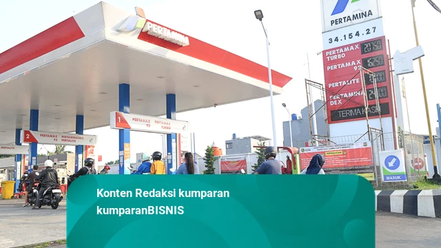 Key Issue: Komisi XII: Tren Shifting ke BBM Subsidi Jadi Sebab Antrean SPBU