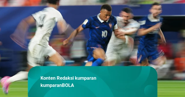 What You Need to Know: Kylian Mbappe Pertahankan Gelar Sepatu Emas
