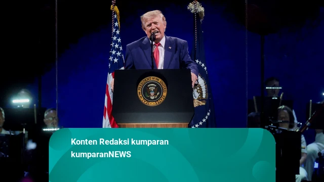 Gedung Putih Skors Operator Teleprompter yang Taruhan Soal Isi Pidato Trump