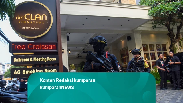 Polisi Bawa Tiga Pegawai Kafe di Cipete Terkait Tiga Kasus Korupsi
