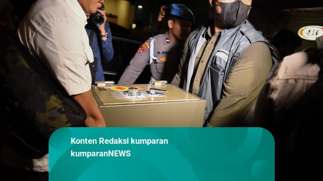 Foto: Polisi Sita Rp 67,2 M saat Penggeledahan di Cipete Terkait 3 Kasus Korupsi