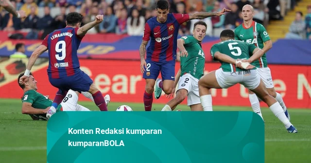 Joao Cancelo Resmi Kembali ke Barcelona