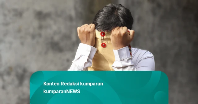 Saat Ijazah S1 Tak Lagi Jaminan: Cerita Sarjana Jualan Sempol hingga Jaga Toko