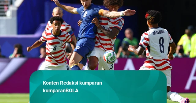 Edin Dzeko Perpanjang Kontrak di Schalke pada Usia 40 Tahun
