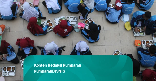 Mentan Pastikan SPPG di Surabaya Serap Telur Peternak Lokal untuk MBG