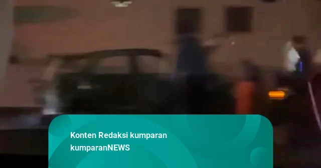 Mobil Terbakar di Tol Japek Halim Arah Bekasi, Lalin Macet