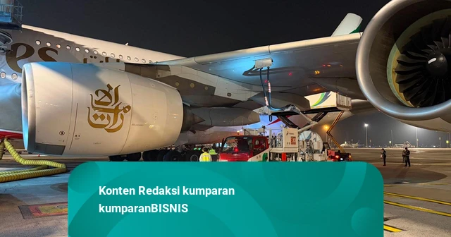 Pesawat Jumbo A380 Emirates Mendarat di Soetta, Isi 92.901 Liter Avtur Pertamina