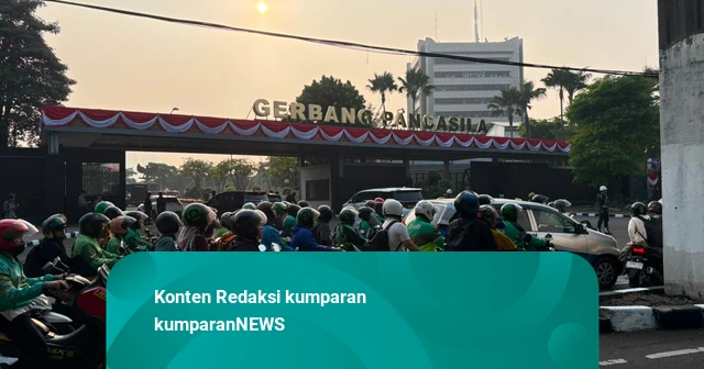 Jelang Sidang Tahunan di DPR: Lalin Jalan Gelora Padat, Jalan Gatsu Lancar
