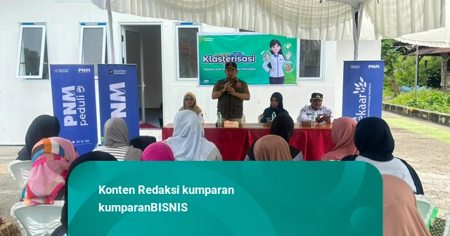 BNPB dan PNM Bangkitkan Ekonomi Warga Agam Lewat Olahan Ikan dari Danau Maninjau