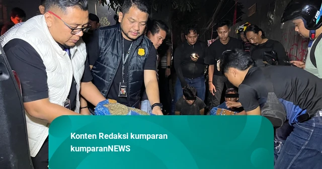 Polisi Pepet Mobil hingga Lepas Tembakan saat Kejar Kurir 93 Kg Ganja di Medan